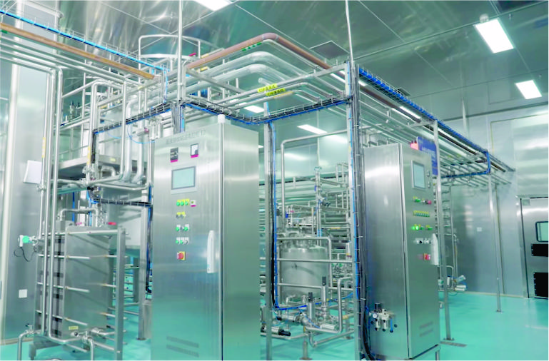 斥资1.5亿打造UHT超级工厂UHT与冷冻奶油两条自动化生产线